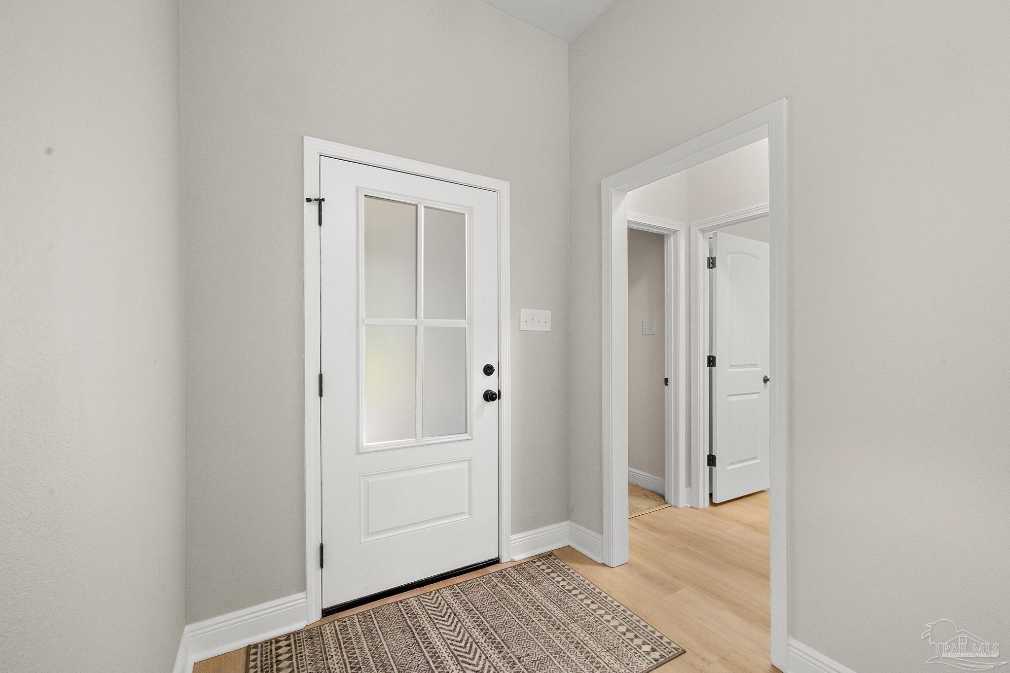 6070 Cherokee Drive Milton, FL 32570 - Photo 4 of 49