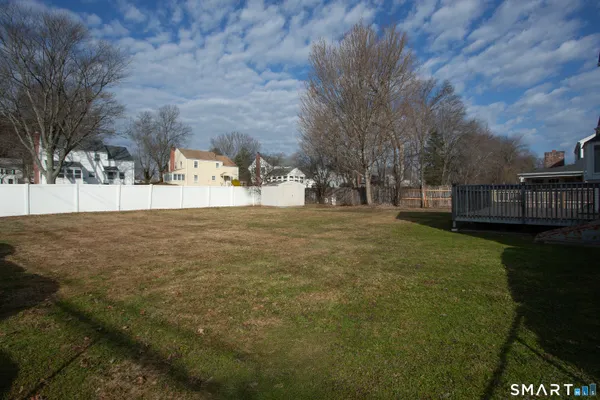 $2,900 | 1 Valley Crest Drive, West Hartford, CT 06110