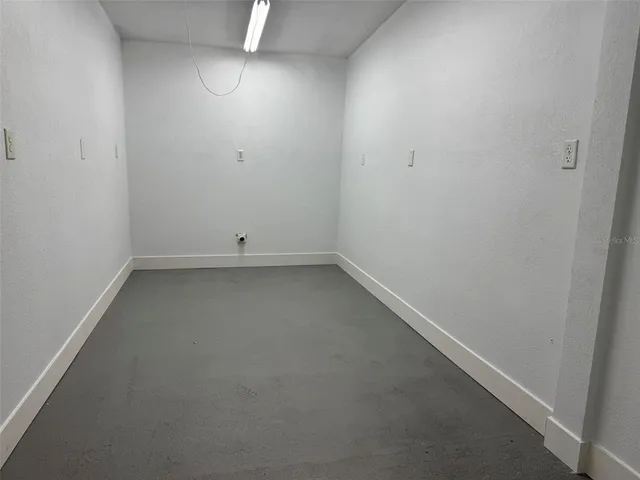 $525,000 | 3323 58th Avenue East, Bradenton, FL 34203