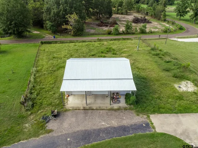 a view of a small yard