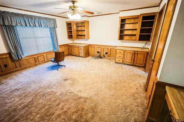 a view of a storage & utility room