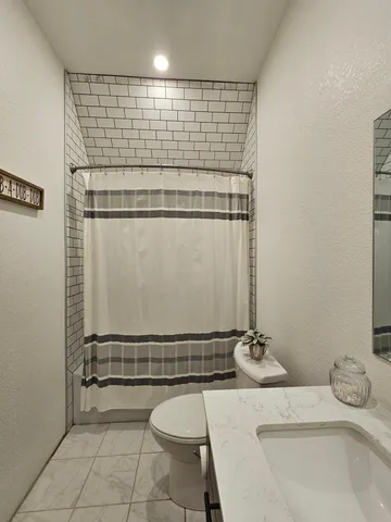 $334,000 | 2032 70th Avenue, Pipestone, MN 56164