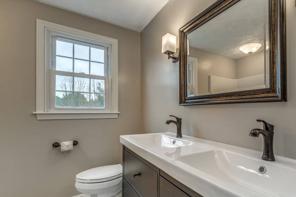 19 Sampson Road Bolton, MA 01740 - Photo 14 of 21