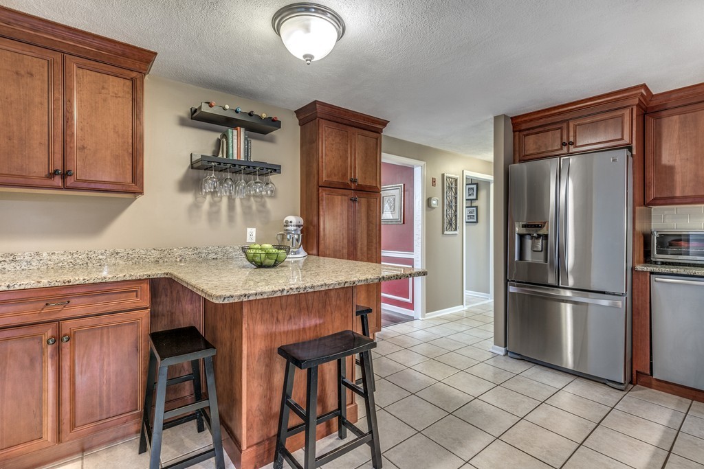 19 Sampson Road Bolton, MA 01740 - Photo 8 of 21