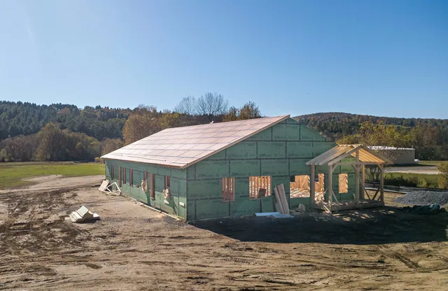 $299,000 | 481 Gilman Road, Unit A B C D, Lyndon, VT 05850