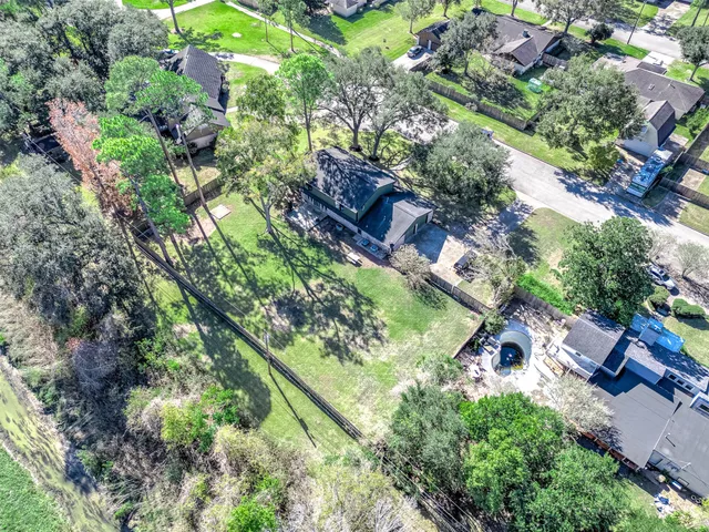 $494,000 | 405 Karlis Drive, Alvin, TX 77511