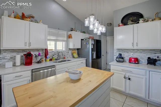 $495,000 | 830 Winebrook Way, Fountain, CO 80817