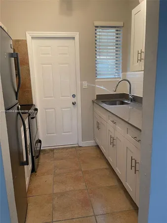 $1,650 | 1346 Northwest 6 Street, Unit 3, Miami, FL 33125