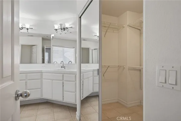 $800,000 | 1050 Avenida Classica, Oxnard, CA 93030