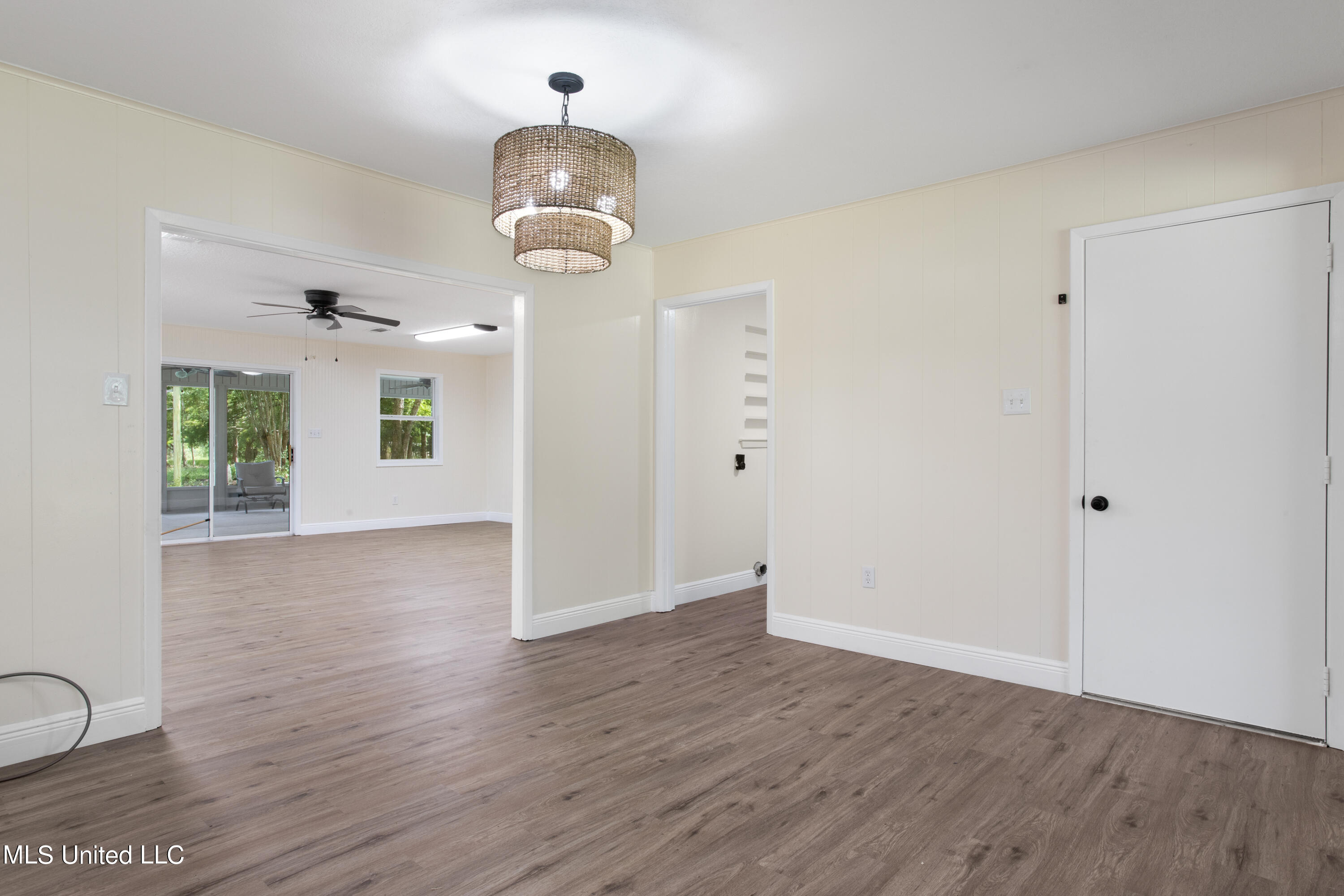7473 Woolmarket Road Biloxi, MS 39532 - Photo 11 of 35 Dining