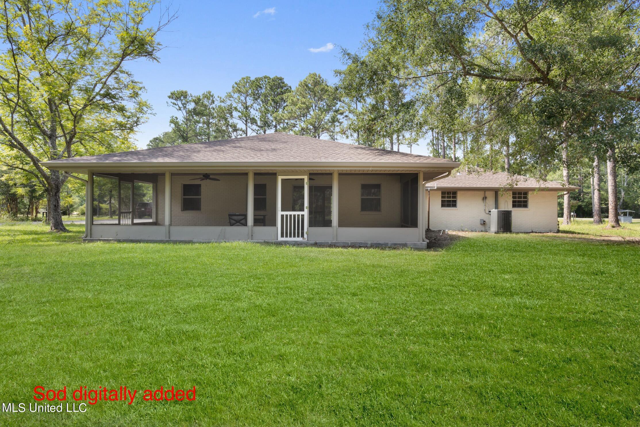 7473 Woolmarket Road Biloxi, MS 39532 - Photo 30 of 35 Outdoor room