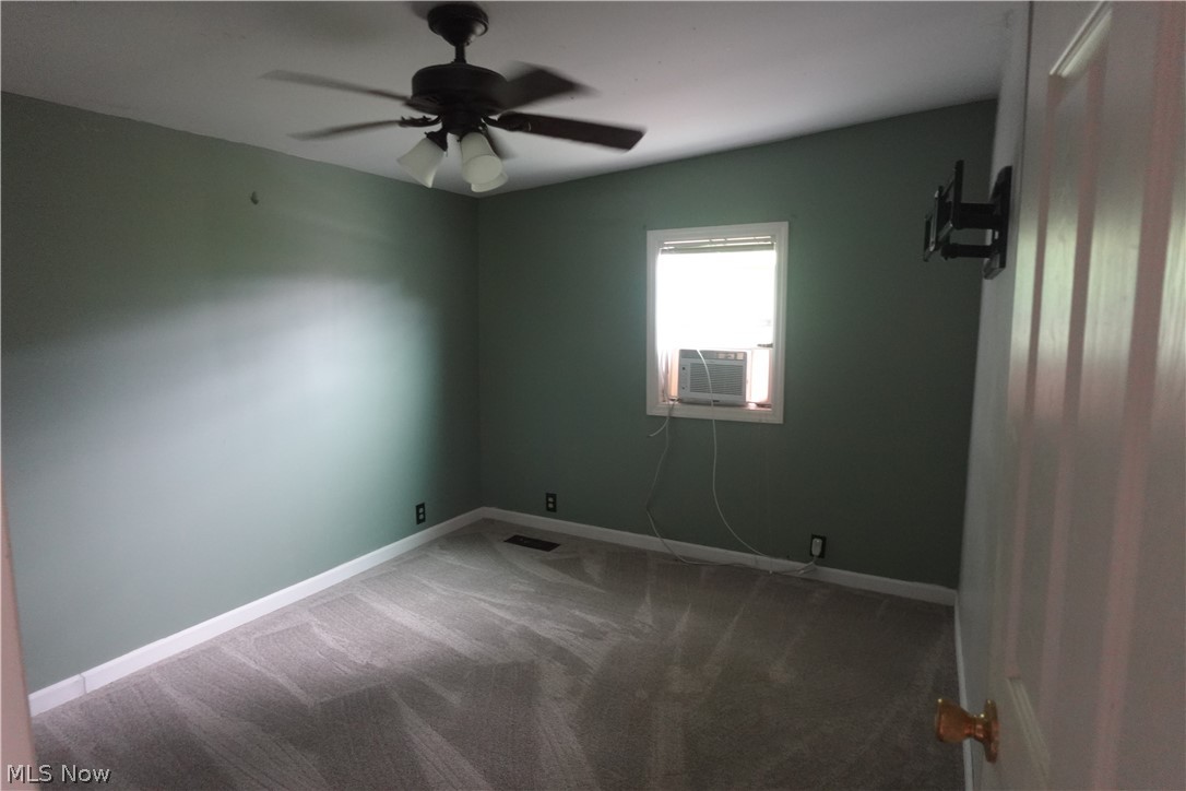 64301 Shady Lane Road Bellaire, OH 43906 - Photo 17 of 25