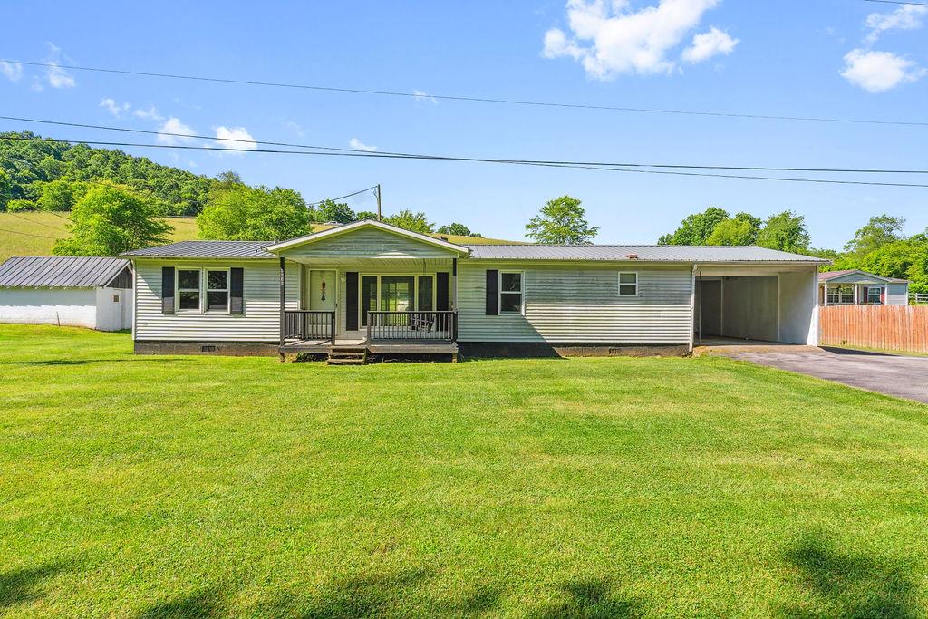 1640 Slab Town Road Sugar Grove, VA 24375 - Photo 23 of 42 Gallery Image 23