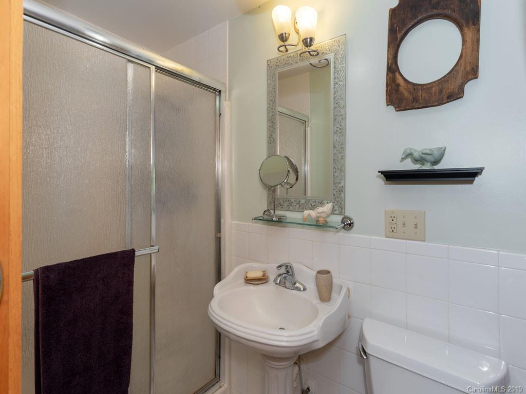 239 Colony Road Hendersonville, NC 28792 - Photo 15 of 25