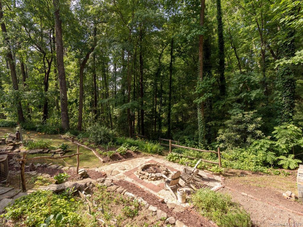 239 Colony Road Hendersonville, NC 28792 - Photo 21 of 25