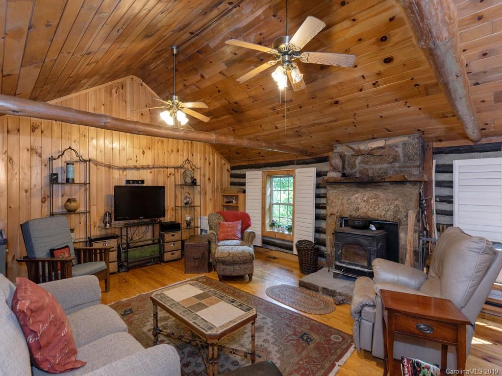 239 Colony Road Hendersonville, NC 28792 - Photo 6 of 25