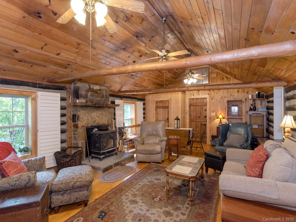 239 Colony Road Hendersonville, NC 28792 - Photo 8 of 25