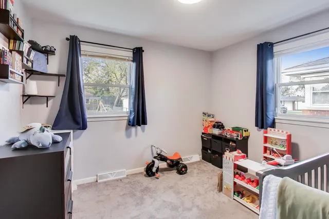 $399,000 | 11104 Boeger Court, Westchester, IL 60154