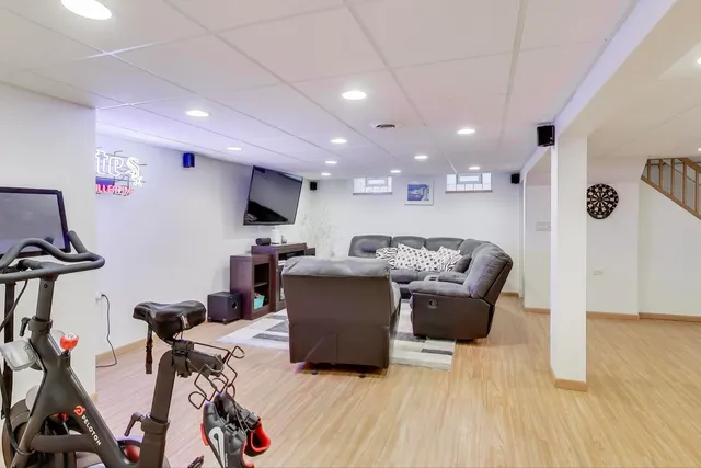 $399,000 | 11104 Boeger Court, Westchester, IL 60154