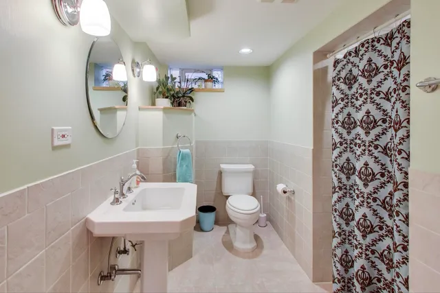 $399,000 | 11104 Boeger Court, Westchester, IL 60154