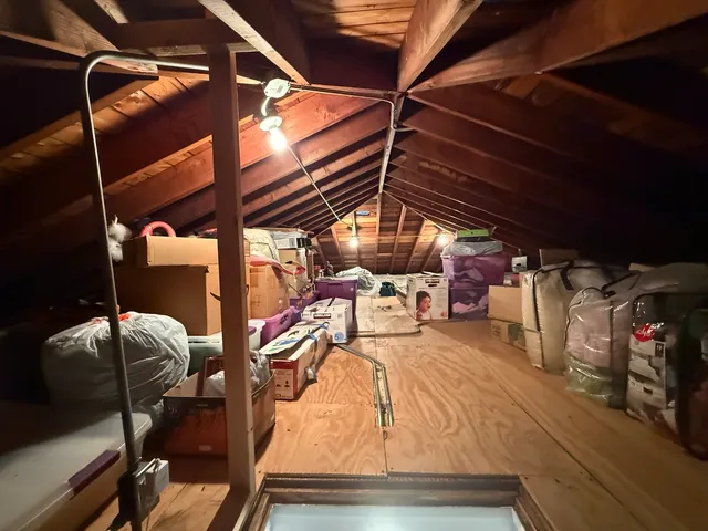 $399,000 | 11104 Boeger Court, Westchester, IL 60154