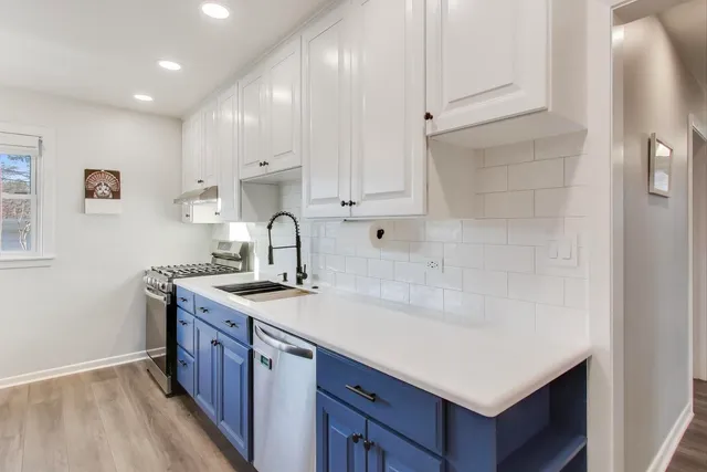 $399,000 | 11104 Boeger Court, Westchester, IL 60154