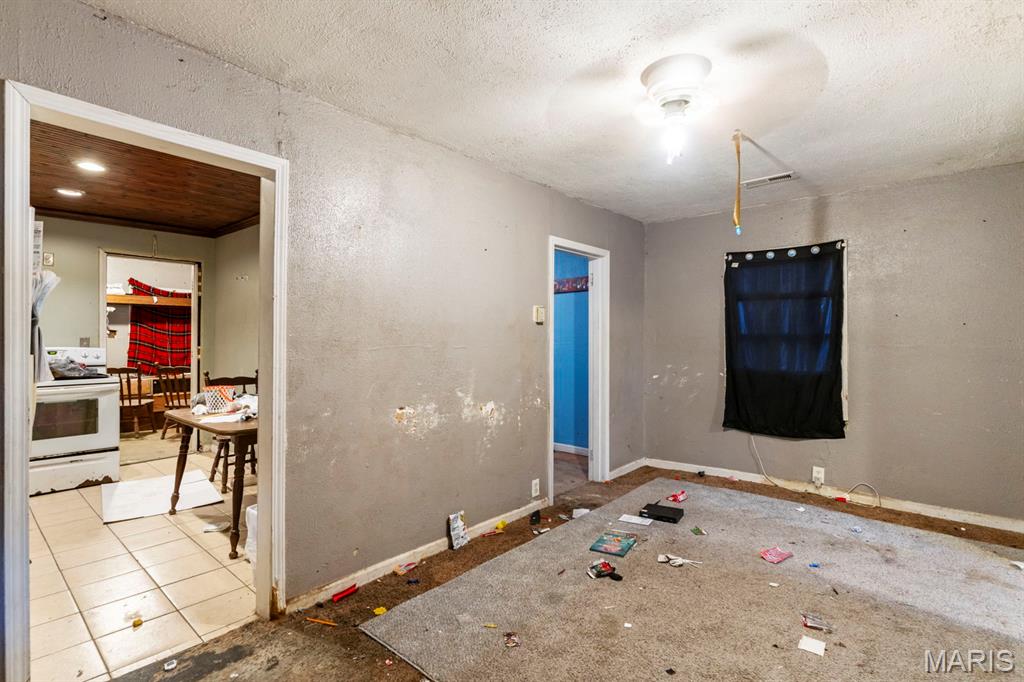 602 Sheppard Street Alton, IL 62002 - Photo 3 of 19