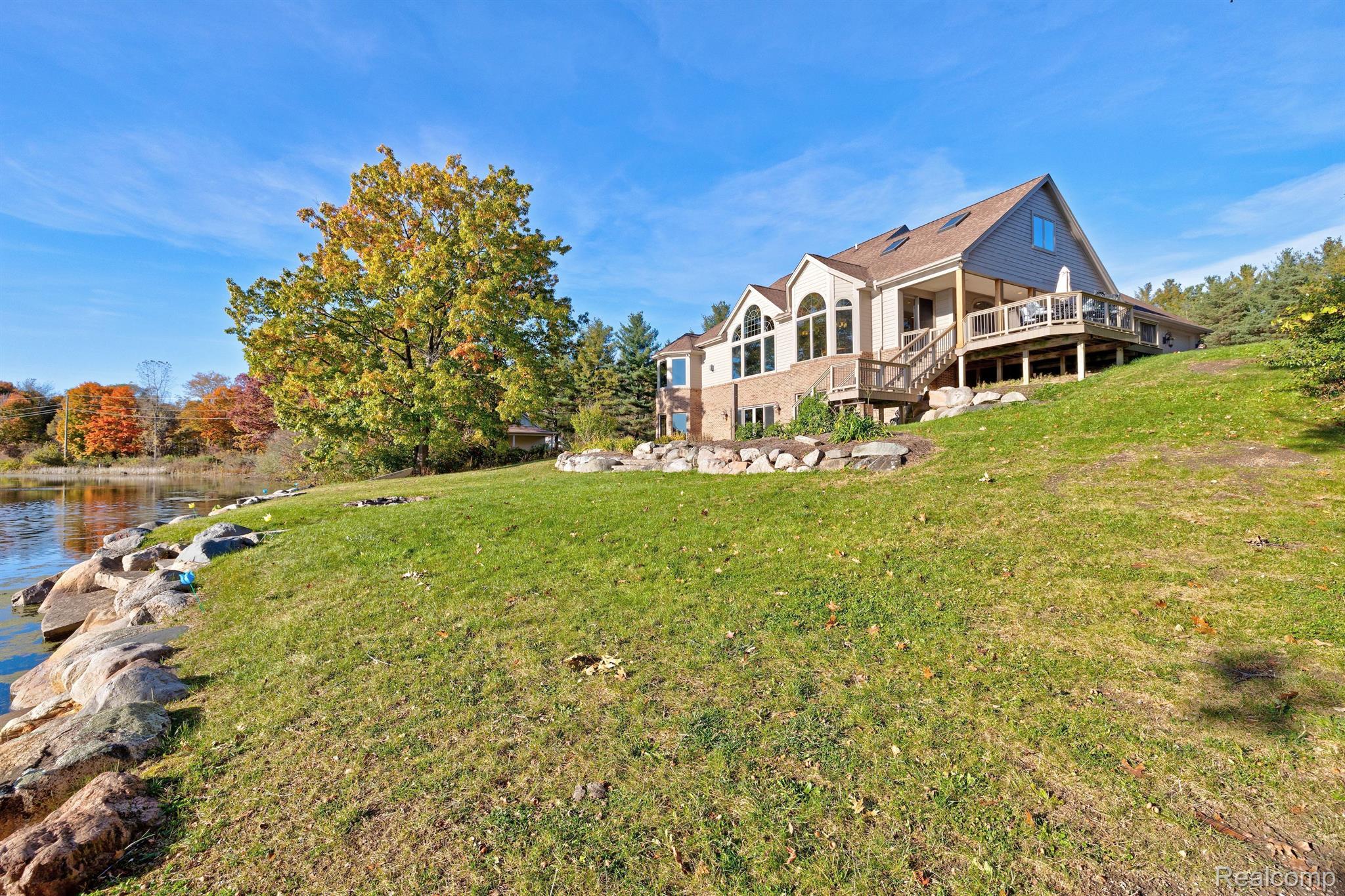 1372 McKail Road Leonard, MI 48367 - Photo 2 of 92 Back