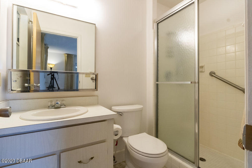 807 Marvin Road Ormond Beach, FL 32176 - Photo 22 of 25 MasterBath
