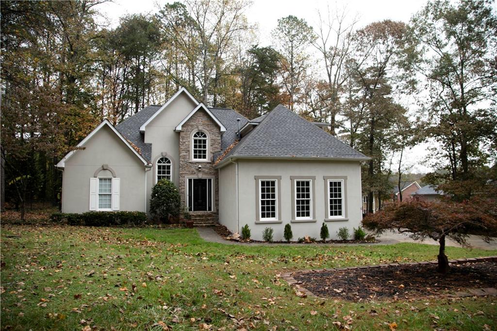 4790 Trickum Road Marietta, GA 30066 - Photo 1 of 1 Large private front yard