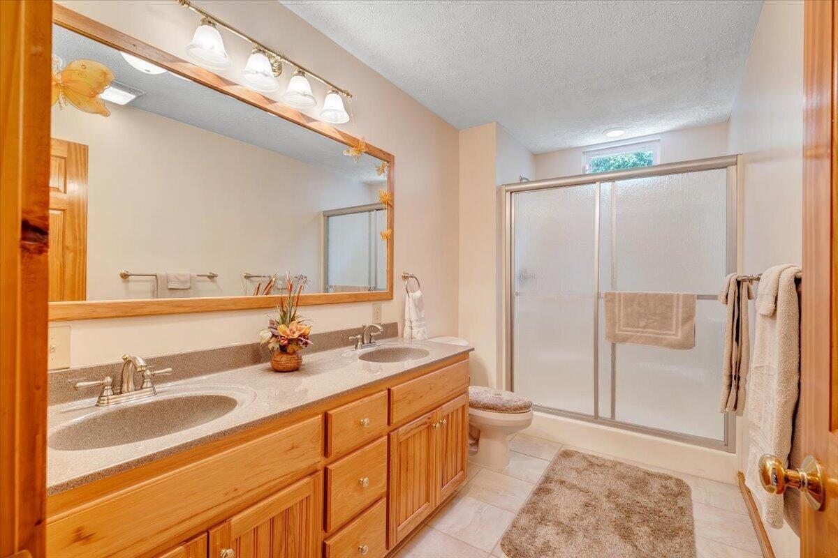 461 Sunset Bay Road Gretna, VA 24557 - Photo 30 of 74 30-MIB09483