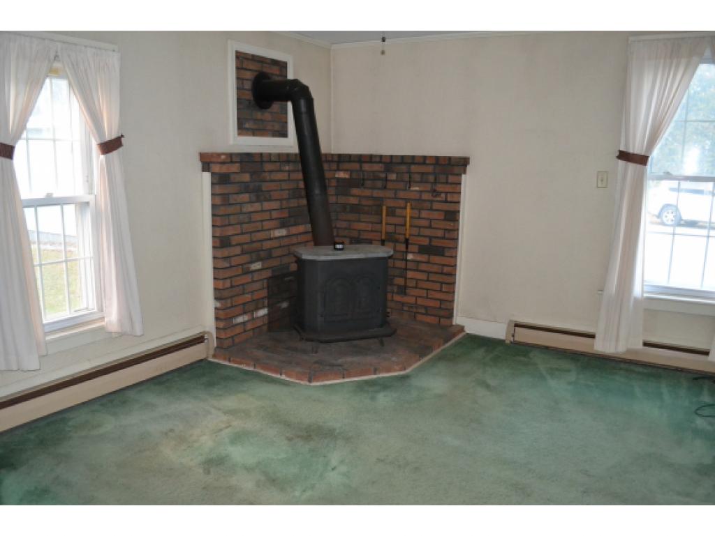 725 South Barre Road Barre Town, VT 05641 - Photo 6 of 22