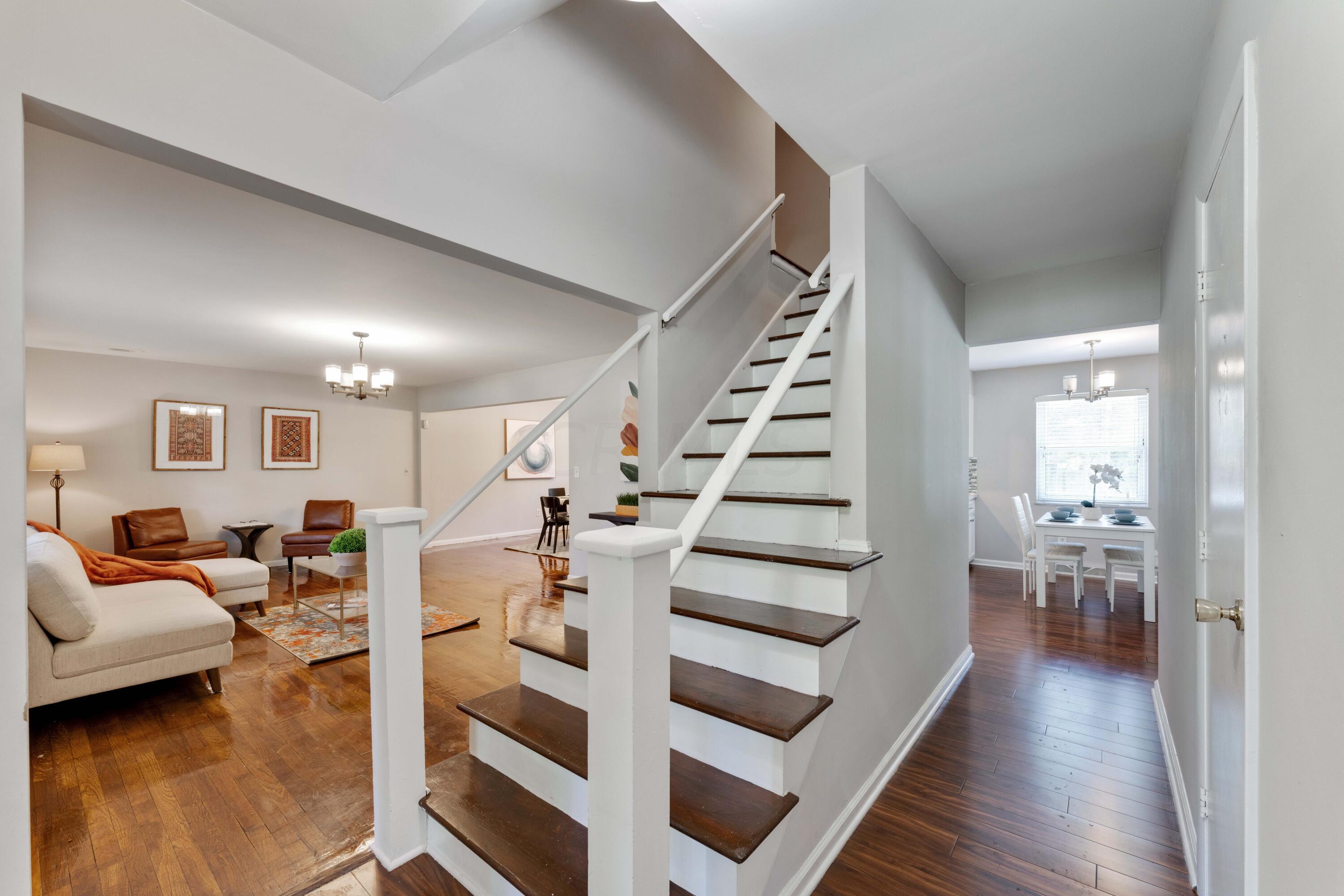 565 Old Farm Road Columbus, OH 43213 - Photo 4 of 41 27-print-565-old-farm-rd