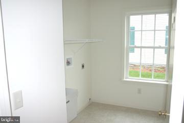 214 Colebrook Road Elizabethtown, PA 17022 - Photo 4 of 12 Gallery Image 4