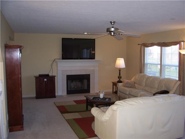 5590 Wakefield Road Greenwood, IN 46142 - Photo 3 of 15 Gallery Image 3
