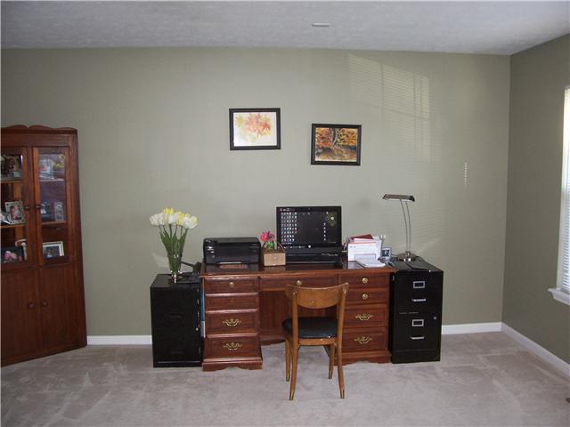5590 Wakefield Road Greenwood, IN 46142 - Photo 6 of 15 Gallery Image 6