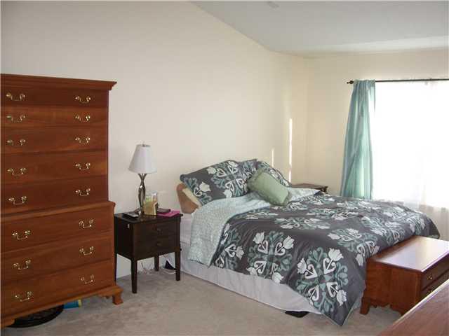 5590 Wakefield Road Greenwood, IN 46142 - Photo 7 of 15 Gallery Image 7