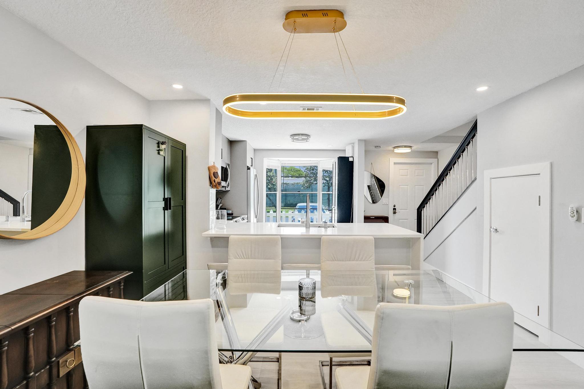 201 Southwest 3rd Street, Unit 201 Pompano Beach, FL 33060 - Photo 11 of 42 DSC02396