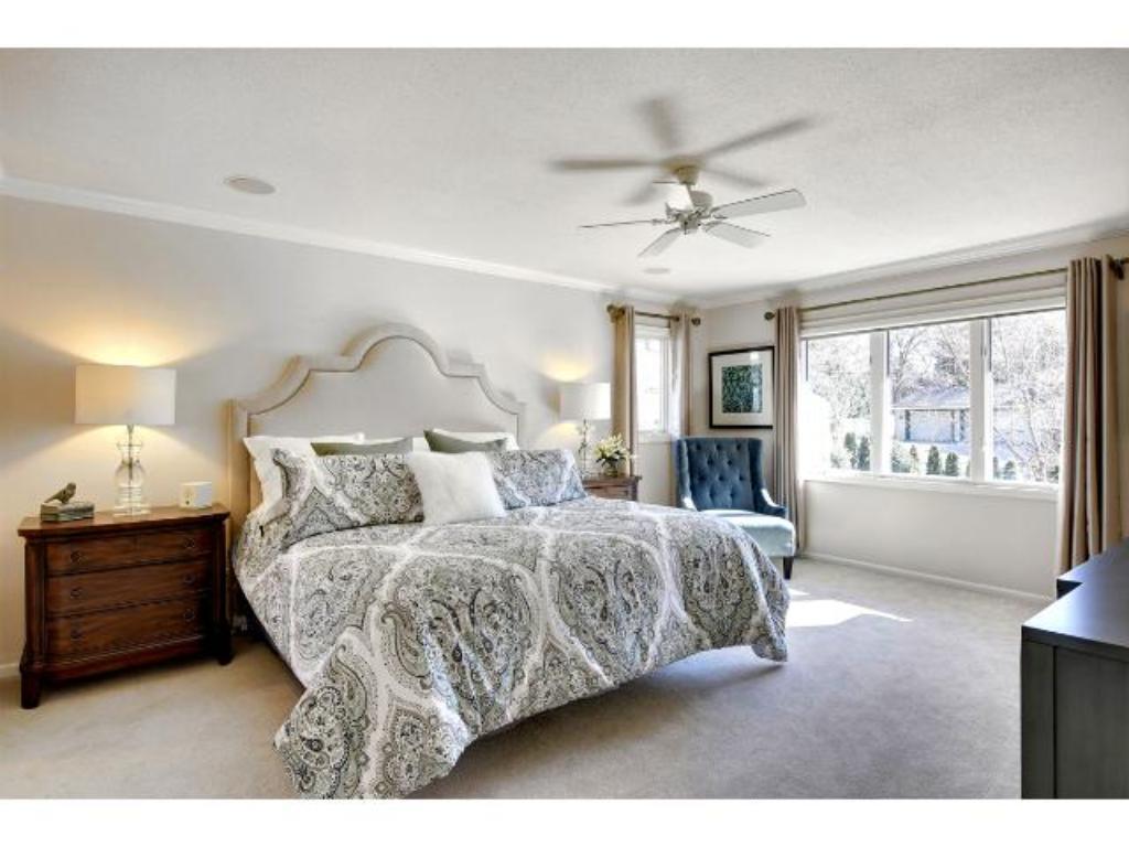 6024 Pine Grove Road Edina, MN 55436 - Photo 10 of 24 Gallery Image 10