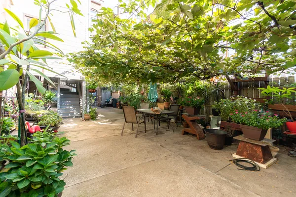 $1,550 | 2445 West Rosemont Avenue, Unit 3, Chicago, IL 60659