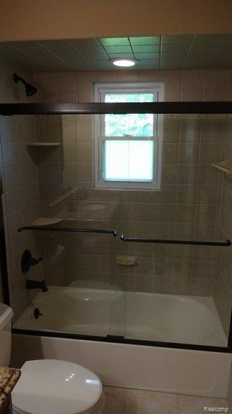 55 Nevada Avenue Rochester, MI 48309 - Photo 12 of 19 Bath view 2