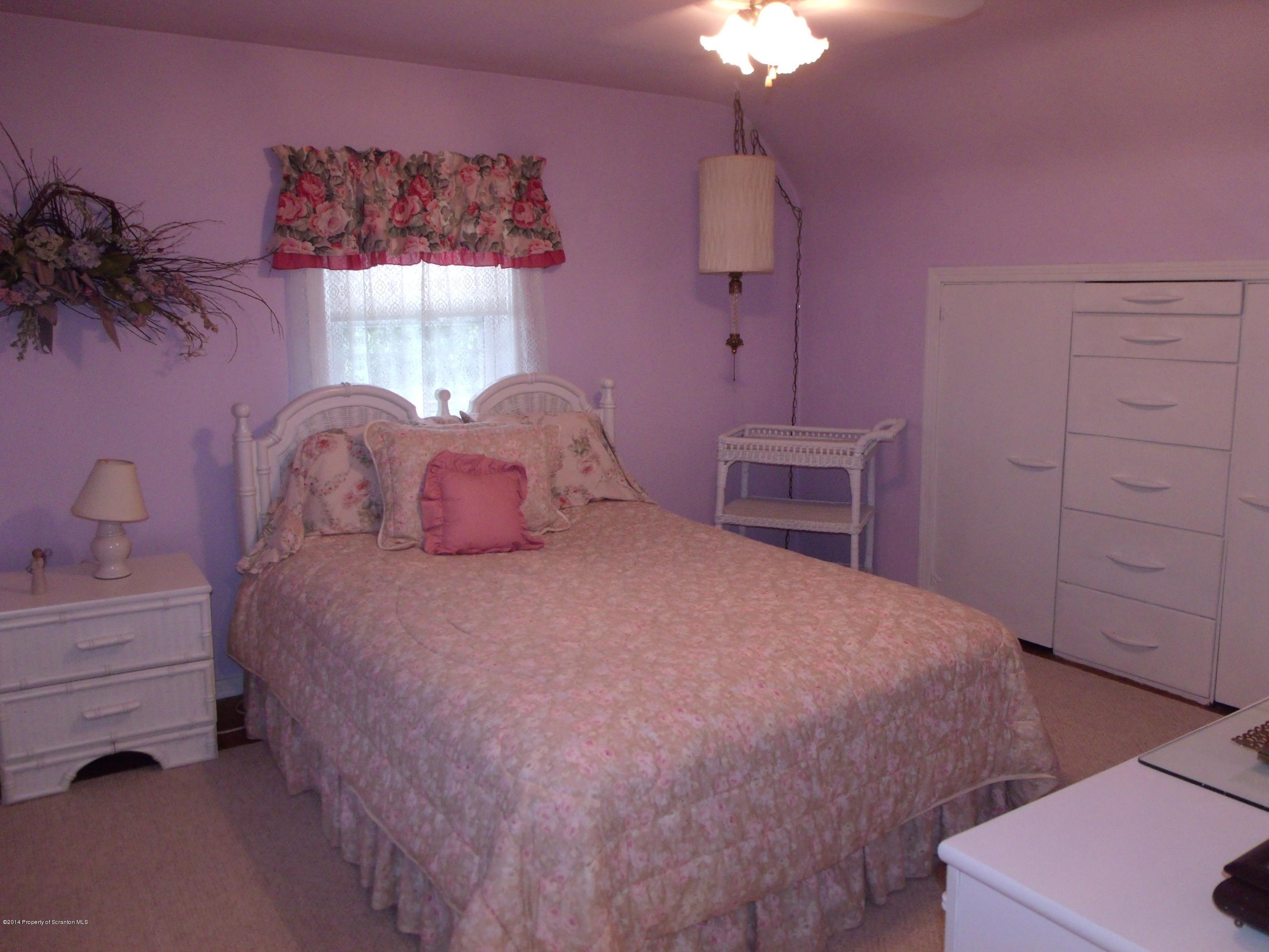 1458 Layton Road Clarks Summit, PA 18411 - Photo 14 of 24 Gallery Image 14
