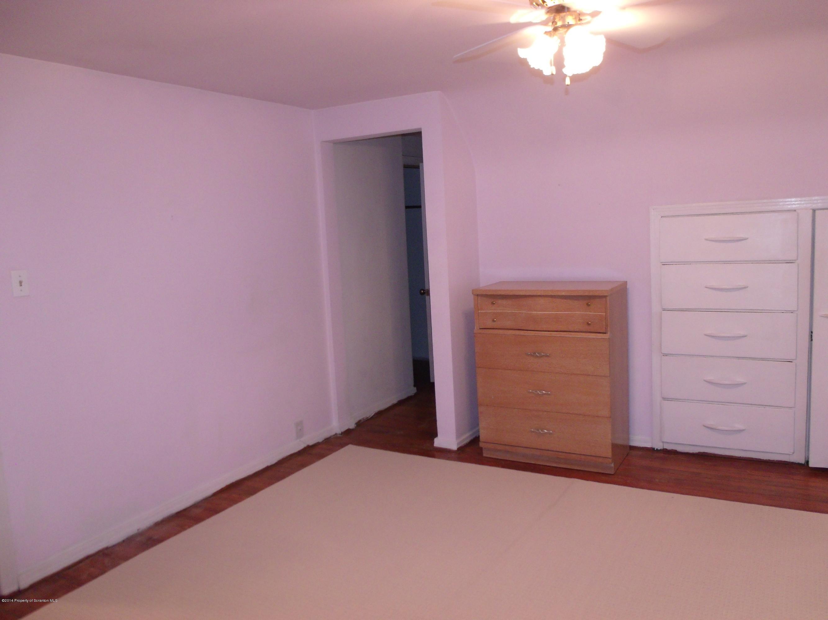 1458 Layton Road Clarks Summit, PA 18411 - Photo 15 of 24 Gallery Image 15