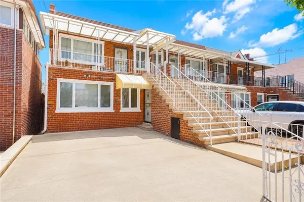 $1,275,000 | 185 27th Avenue | Gravesend