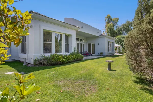 $1,395,000 | 316 East Bethany Home Road, Phoenix, AZ 85012