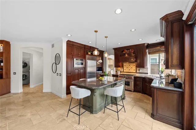 $2,598,000 | 48 Parkcrest, Irvine, CA 92620