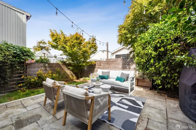 $1,149,000 | 15 Heyman Avenue, San Francisco, CA 94110