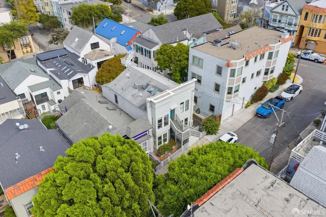 $1,149,000 | 15 Heyman Avenue, San Francisco, CA 94110