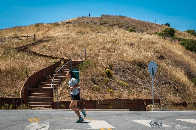 $1,149,000 | 15 Heyman Avenue, San Francisco, CA 94110