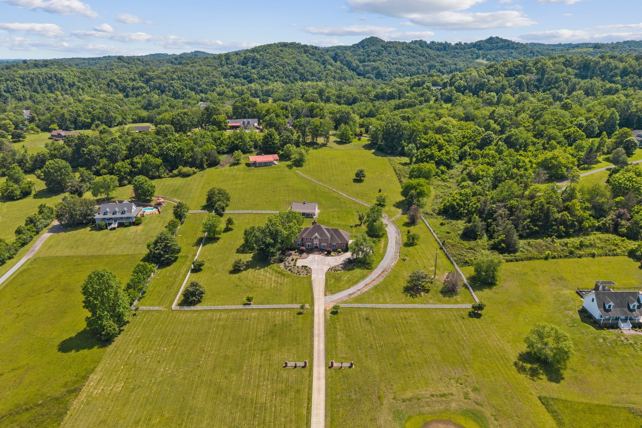 1834 Baker Road Goodlettsville, TN 37072 - Photo 9 of 94 Gallery Image 9
